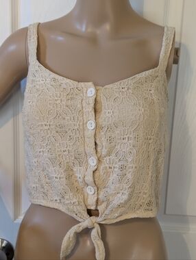 Charlotte Russe Ivory Lace Crop Cami-M